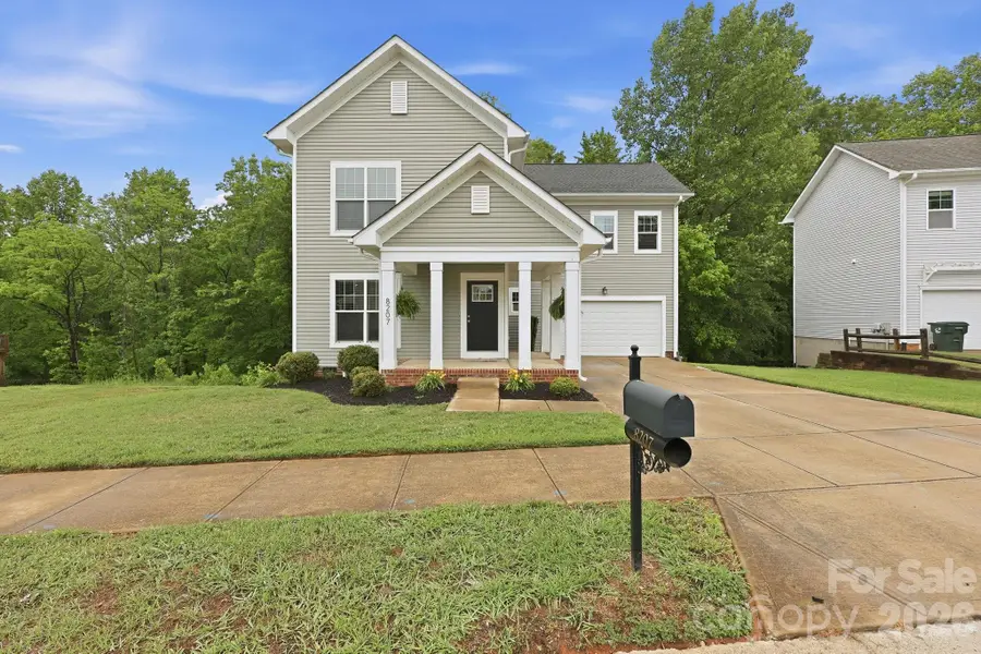 8207 Dumphries Drive, Huntersville, NC 28078 - #2