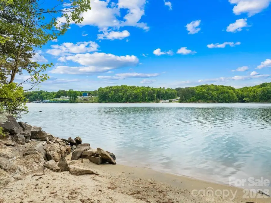268 S Harbor Watch Drive, Statesville, NC 28677 - #2