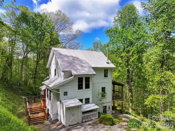 580 Split Pine Cove, Clyde, NC 28721