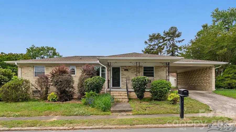 608 E Ryder Avenue, Landis, NC 28088 - #3