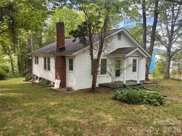 45 Briggs Road, Asheville, NC 28805