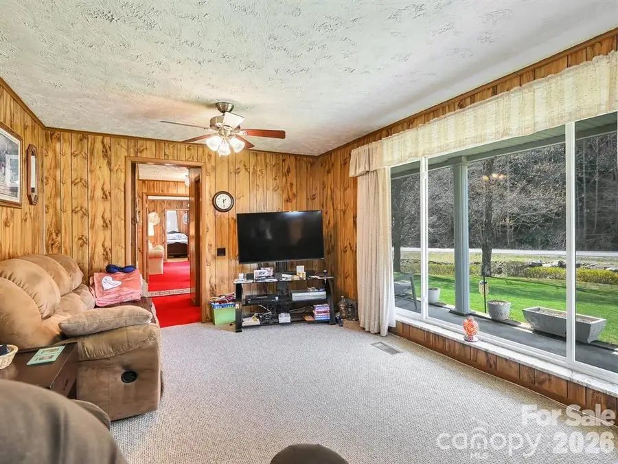 7530 Nc 208 Highway, Marshall, NC 28753 - #3