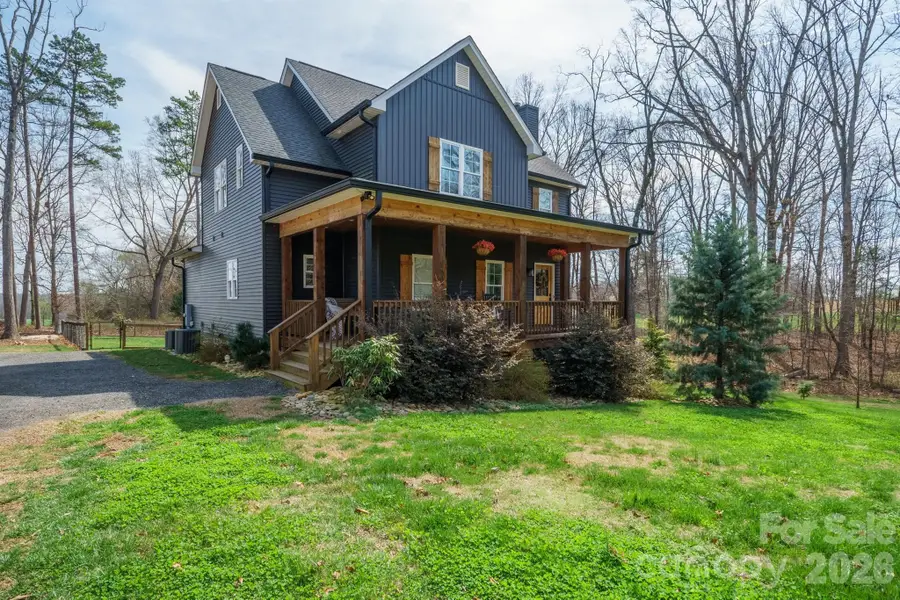 160 Mullis Road, Harmony, NC 28634 - #2