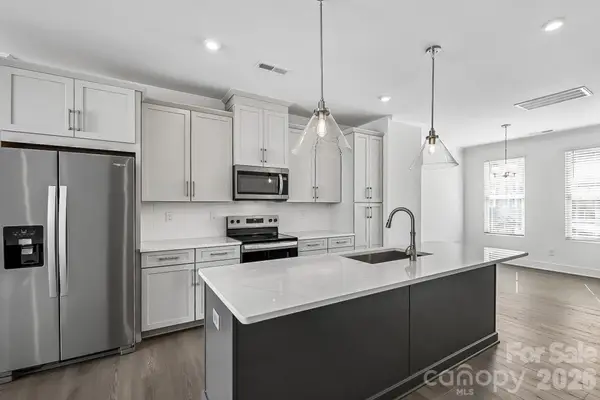 1131 Kokomo Lane, Charlotte, NC 28206