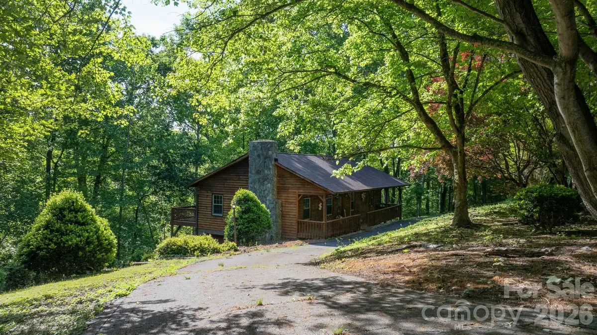3840 Cherry Grove Drive, Hickory, NC 28602 - #1
