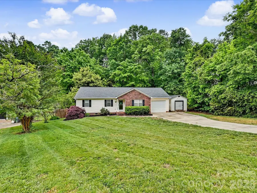 1040 Fox Run Circle Se, Concord, NC 28025 - #2