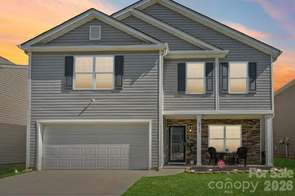 1912 Eastway Drive, Dallas, NC 28034