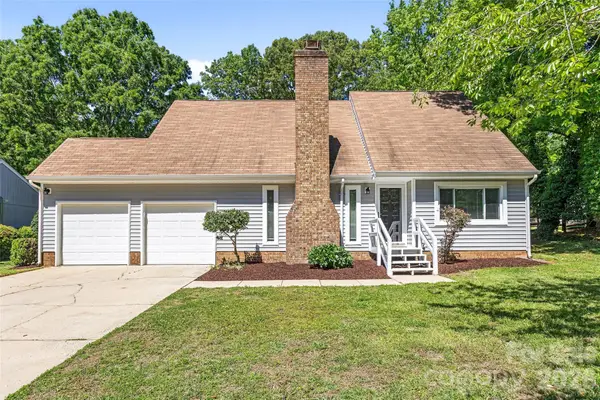 9526 Fairway Ridge Road, Charlotte, NC 28277