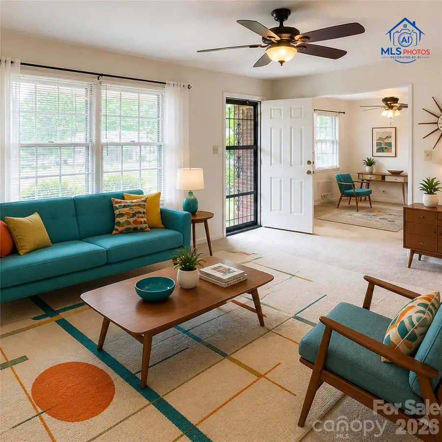 406 E L Street, Newton, NC 28658 - #3