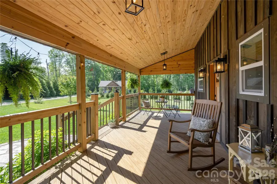 18 N Bear View Drive, Hendersonville, NC 28792 - #3
