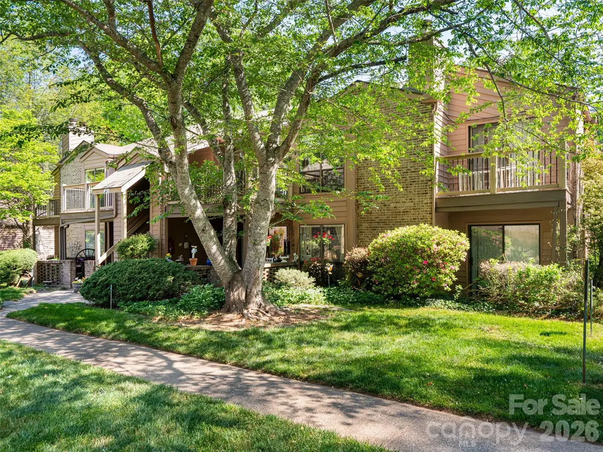 38 Ravencroft Lane #E, Asheville, NC 28803 - #1