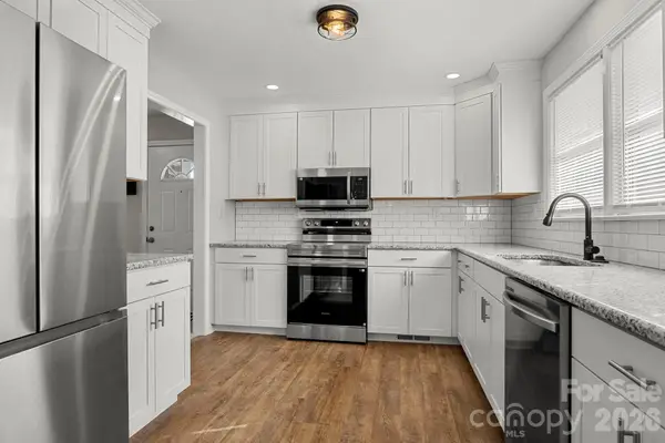 322 Holland Circle, Statesville, NC 28677