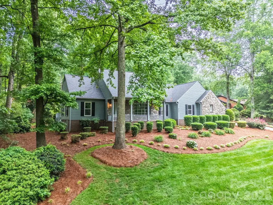 2804 Wimbledon Drive, Gastonia, NC 28056 - #3
