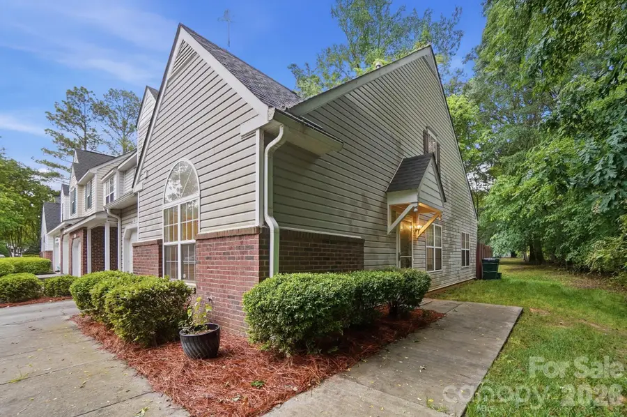 9904 Birch Knoll Court, Charlotte, NC 28213 - #3