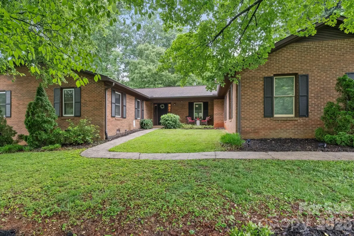 300 Brookmeade Drive, Statesville, NC 28625 - #1