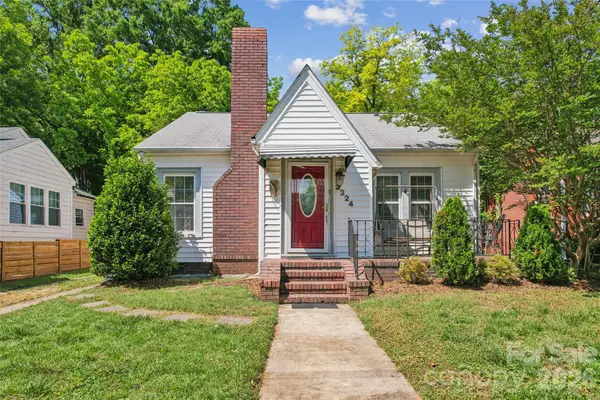 2224 Dundeen Street, Charlotte, NC 28216