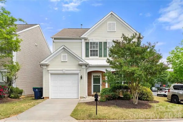 15017 Medlock Lane, Charlotte, NC 28277