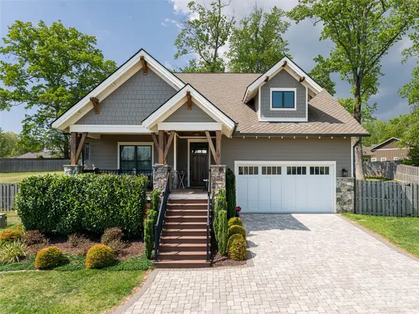 10 Starwood Valley Trail, Arden, NC 28704