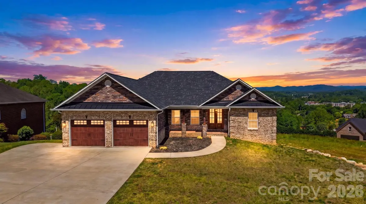 418 Huntington Woods Street Se, Lenoir, NC 28645 - #1