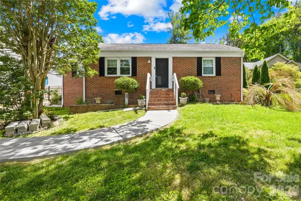 145 Driftwood Drive, Mooresville, NC 28117