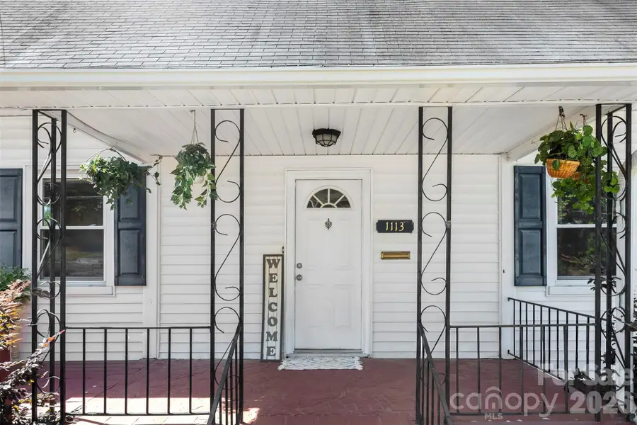 1113 W 4th Avenue, Gastonia, NC 28052 - #3