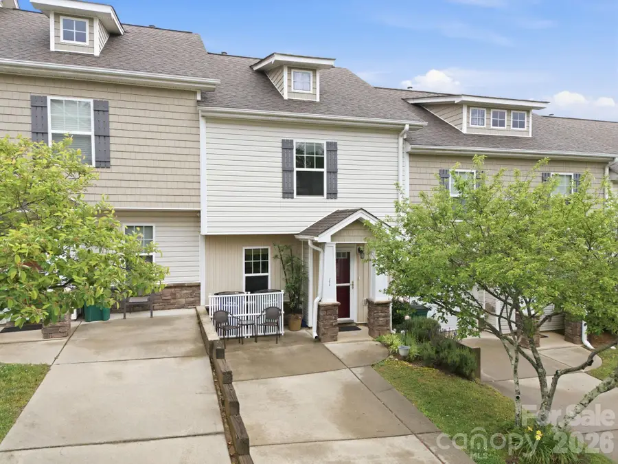 11 Athena Avenue, Weaverville, NC 28787 - #2