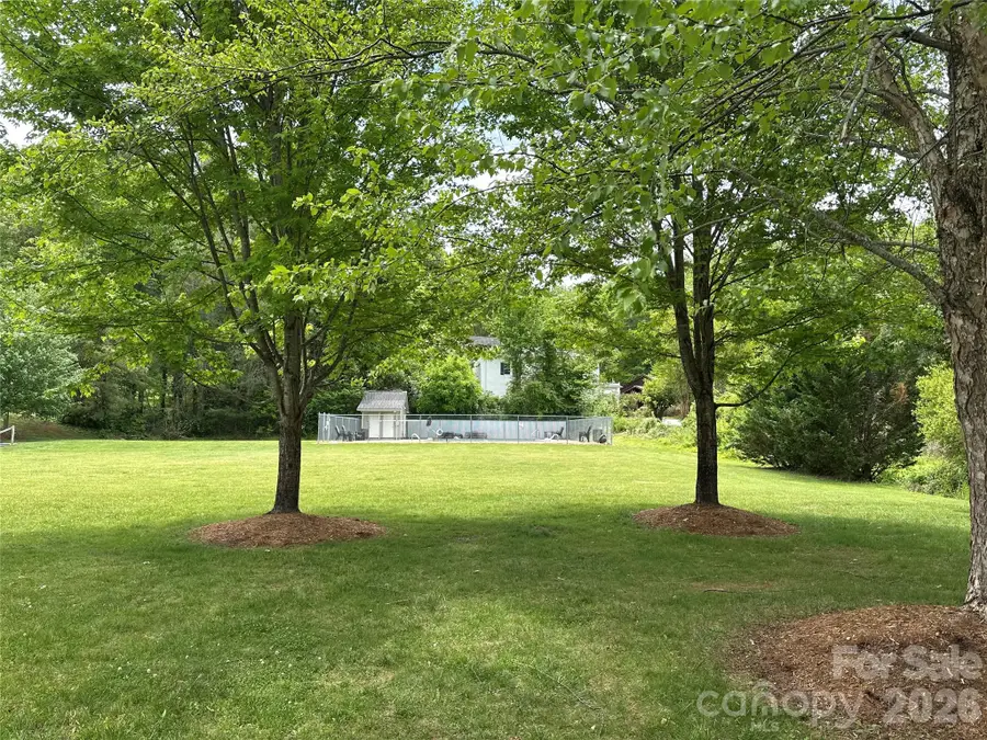 26 Sleepy Hollow Lane, Swannanoa, NC 28778 - #3