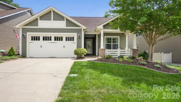 131 Chimney Rock Court, Denver, NC 28037