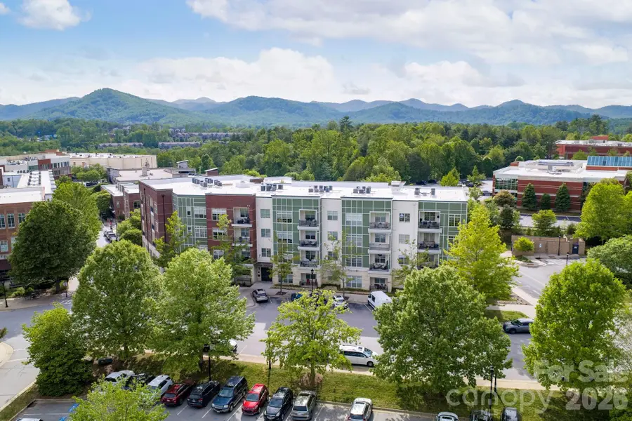 42 Schenck Parkway #106, Asheville, NC 28803 - #3
