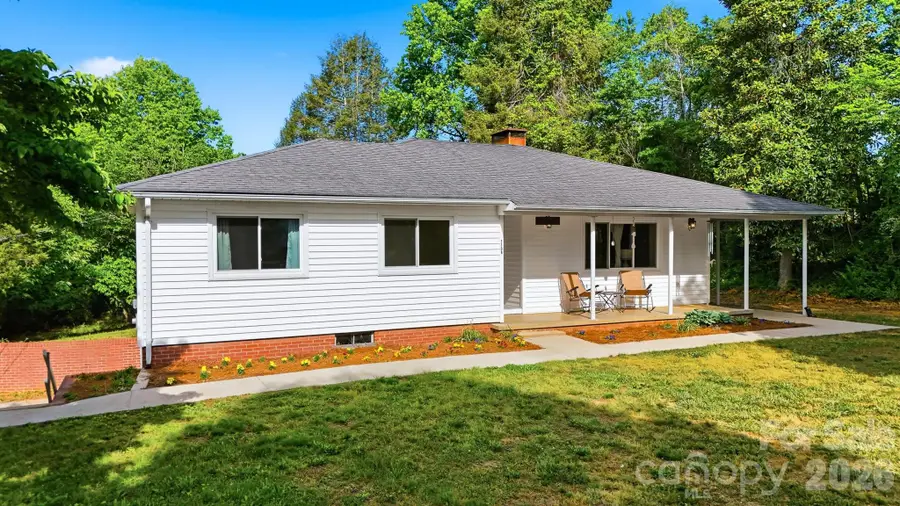 1108 Delwood Drive Sw, Lenoir, NC 28645 - #2