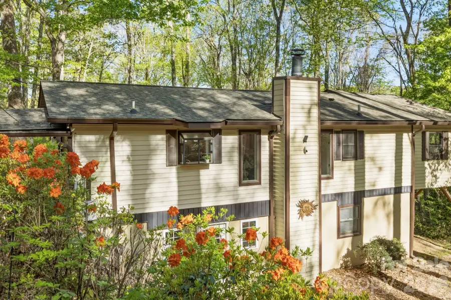 6 Gold Finch Lane, Maggie Valley, NC 28751 - #2