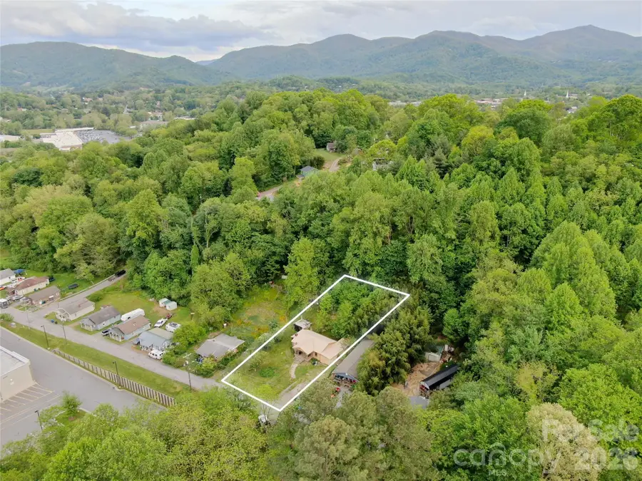 205 Frazier Street, Waynesville, NC 28786 - #2