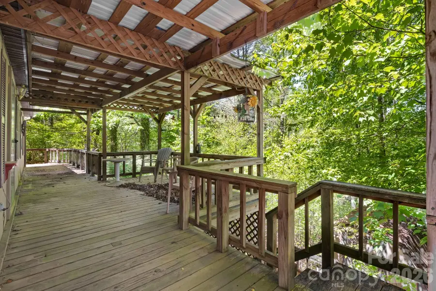 101 Serenity Lane, Clyde, NC 28721 - #3