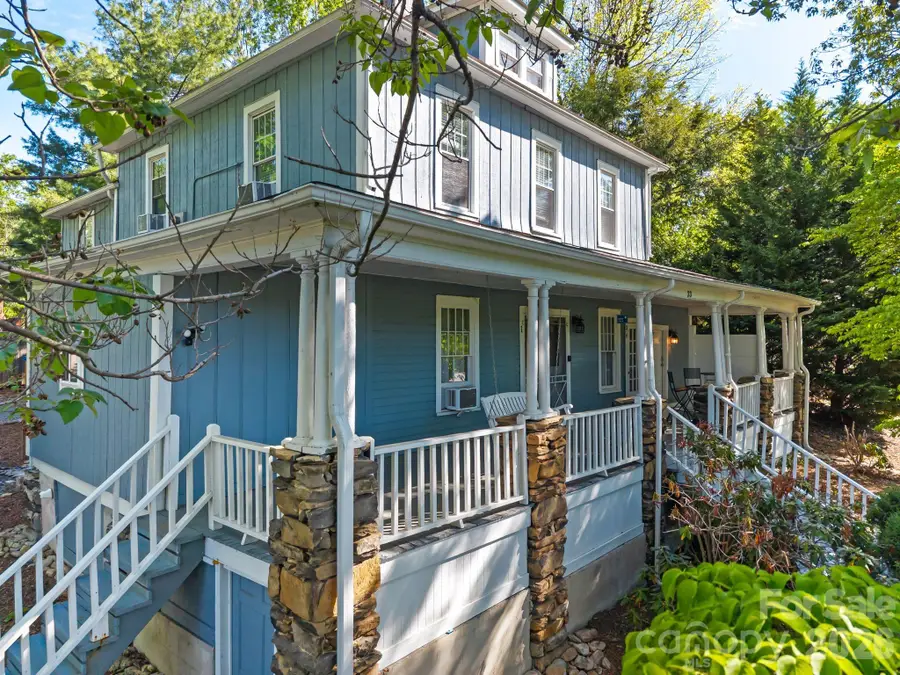 33 Vance Avenue, Black Mountain, NC 28711 - #3