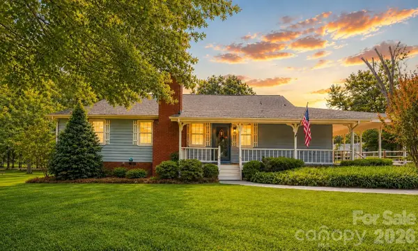 6016 Indian Brook Drive, Matthews, NC 28104