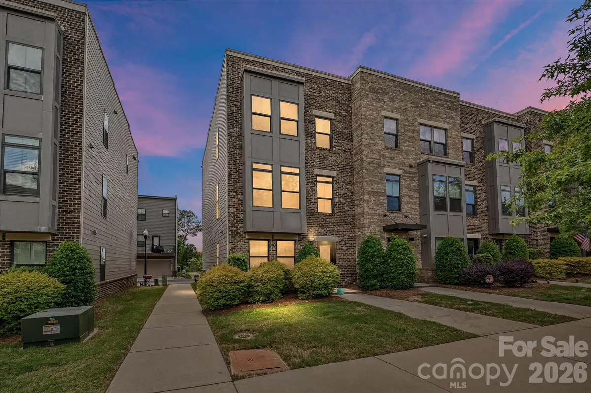 653 Uwharrie River Road, Charlotte, NC 28211 - #1