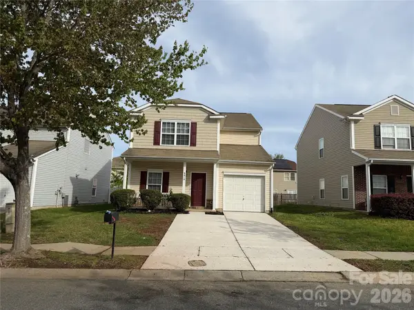 9019 Newfield Street, Charlotte, NC 28216