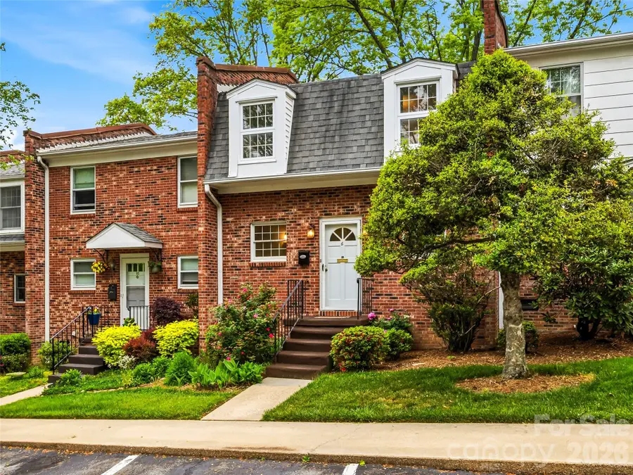 1409 Kensington Road #B6, Hendersonville, NC 28791 - #3