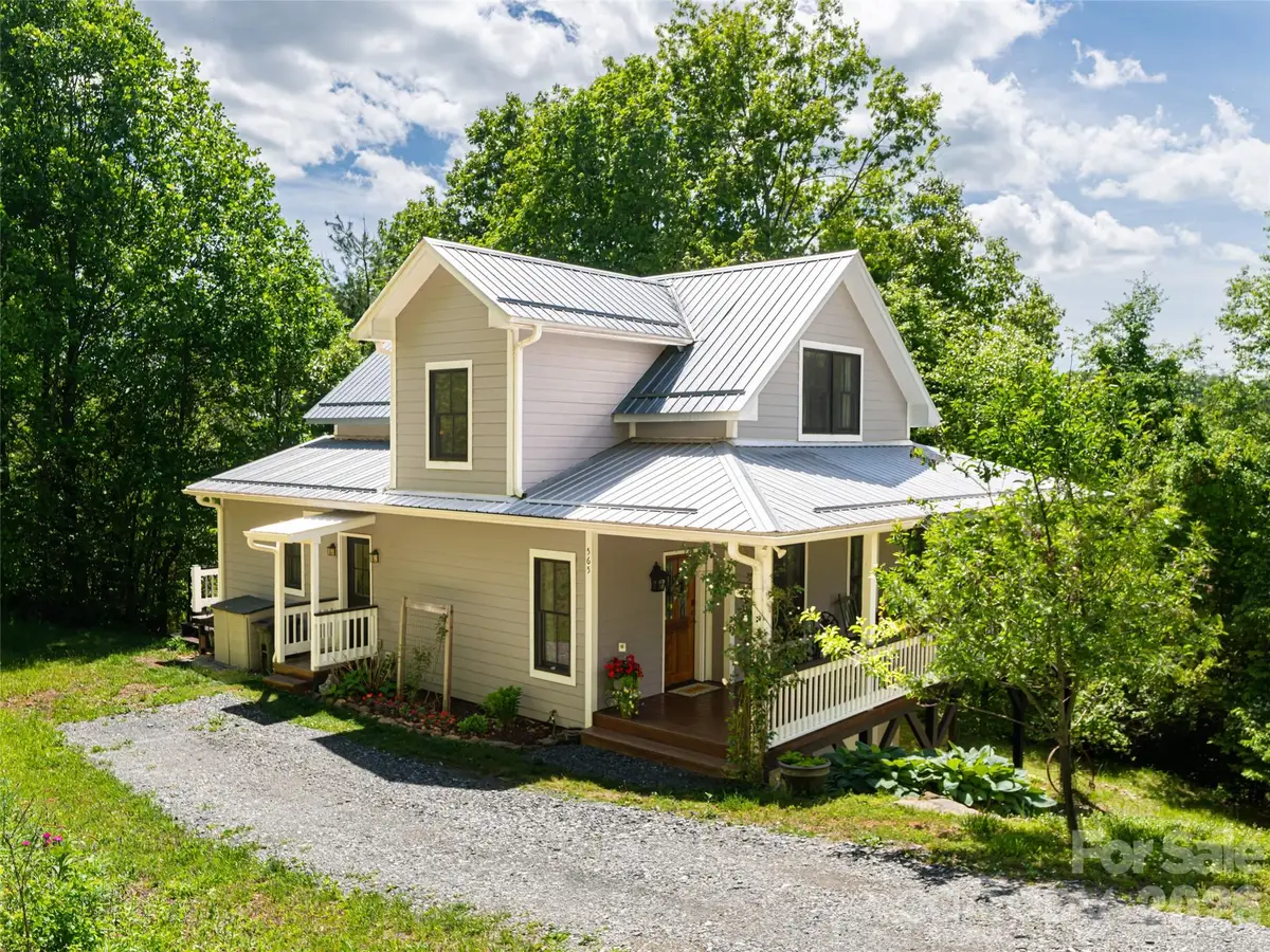 565 Bailey Street, Mars Hill, NC 28754 - #1