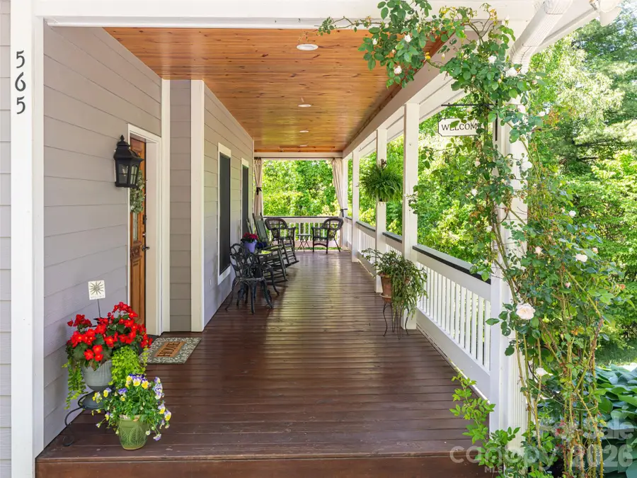 565 Bailey Street, Mars Hill, NC 28754 - #3