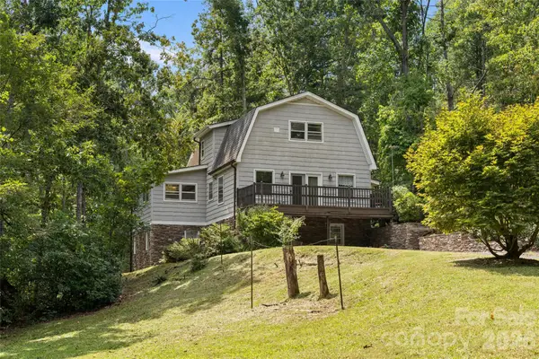 150 Mountain Laurel Lane, Fletcher, NC 28732