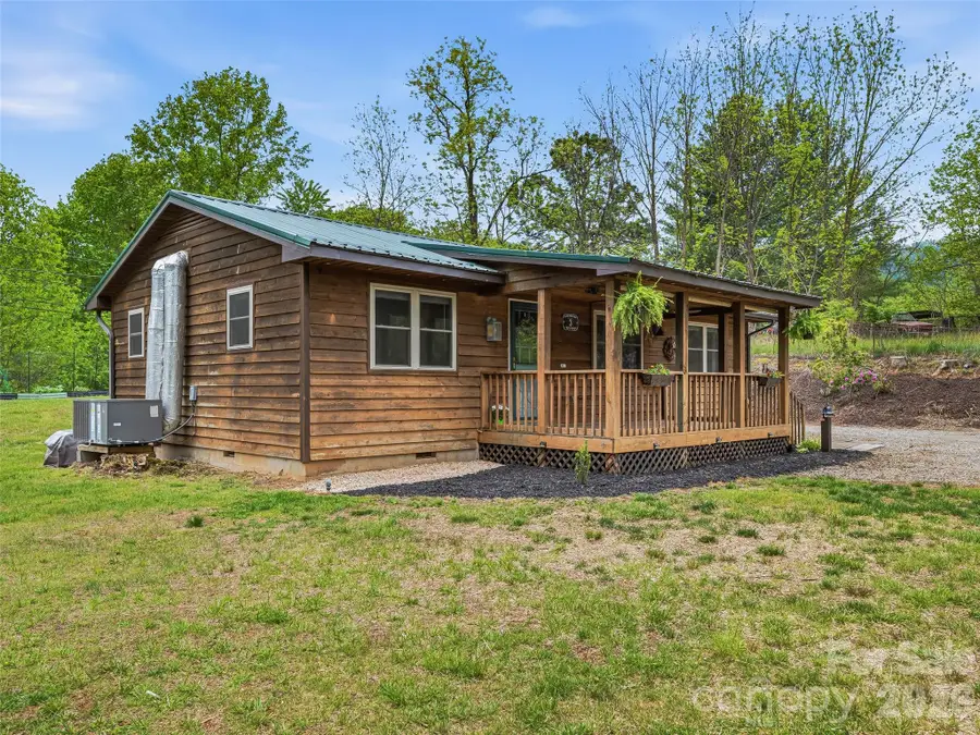 3 Mos Way, Candler, NC 28715 - #3