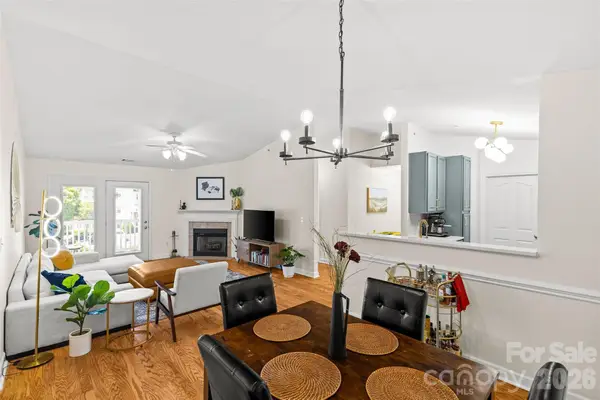 10652 Hill Point Court, Charlotte, NC 28262