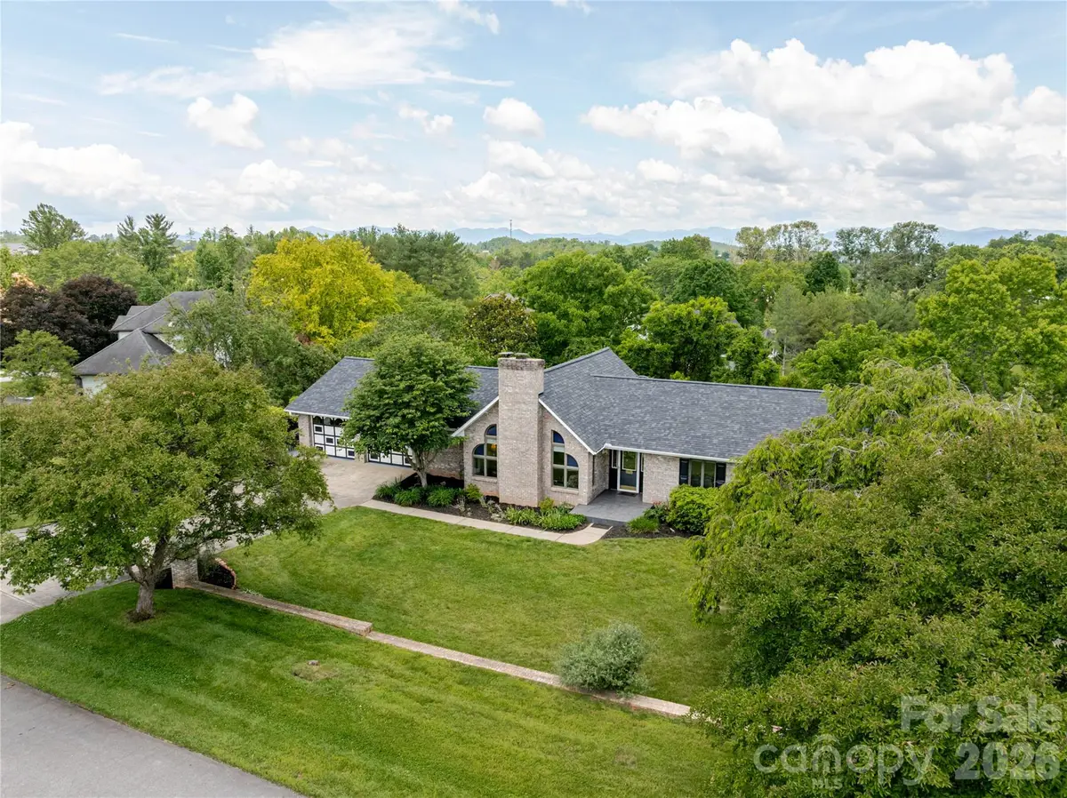 8 Scenic View Drive, Weaverville, NC 28787 - #1