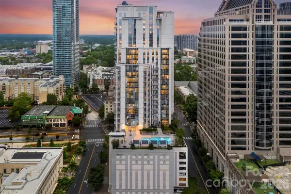 333 W Trade Street #500, Charlotte, NC 28202