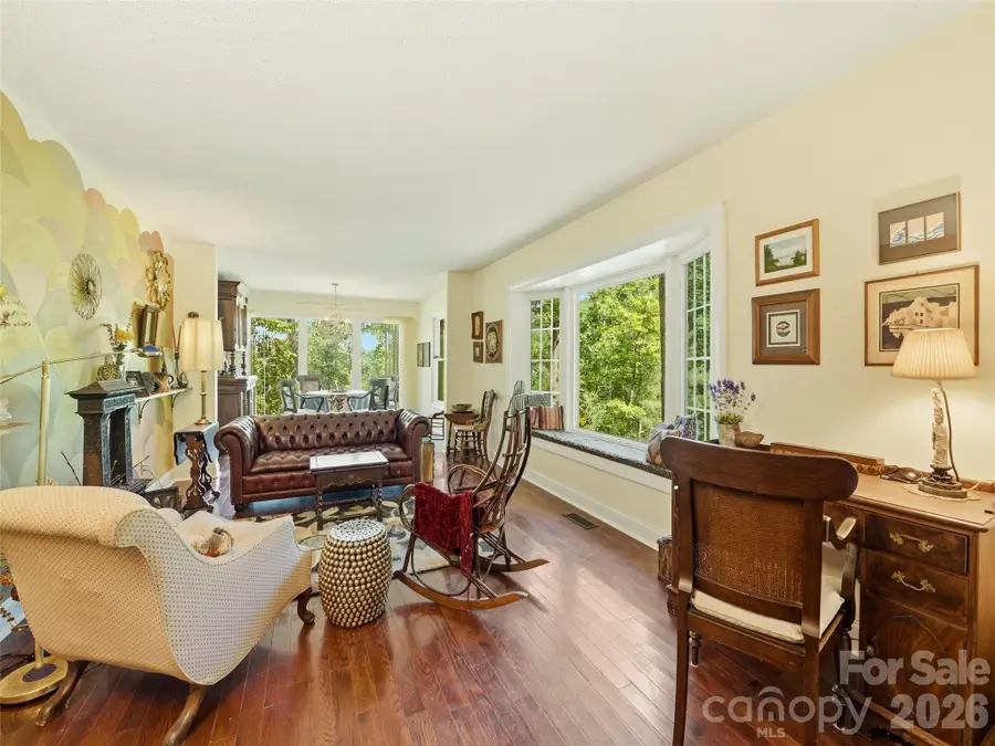 5 Sunny Ridge Drive, Asheville, NC 28804 - #3