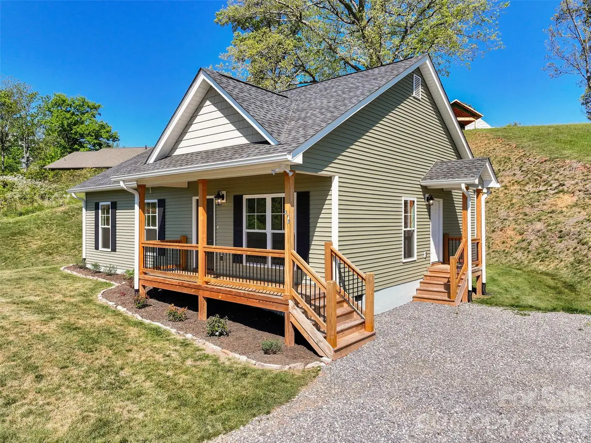 373 Barefoot Ridge, Clyde, NC 28721 - #1