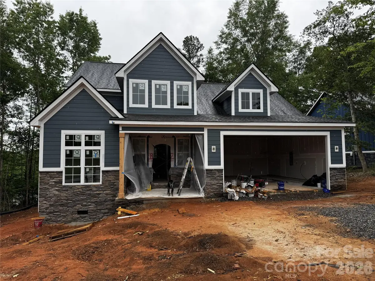 3821 54th Avenue Ne, Hickory, NC 28601 - #1