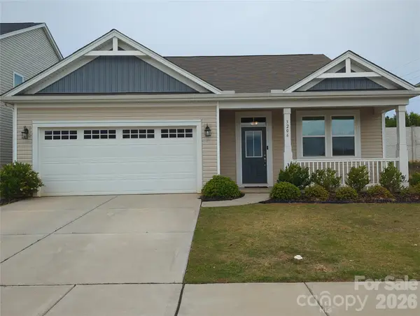 3206 Cheyney Park Drive, Charlotte, NC 28269