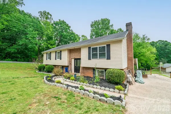 501 Old Farm Road, Statesville, NC 28625